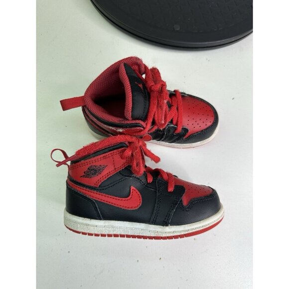 Nike Air Jordan 1 Mid TD 'Alternate Bred' DQ8425-060 Kids Toddler 7C Red Black - Picture 1 of 7